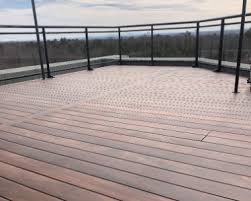 TERRASSE BOIS TROPICAL PRIX AU M2 LAMES DE TERRASSE BOIS EXOTIQUE