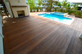 TERRASSE BOIS IPE LAMES DE TERRASSE BOIS EXOTIQUE PISCINE