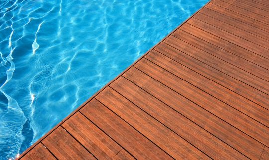 LAMES DE TERRASSE BOIS EXOTIQUE TOUR DE PISCINE PRIX DISCOUNT LAMES DE TERRASSE BOIS EXOTIQUE