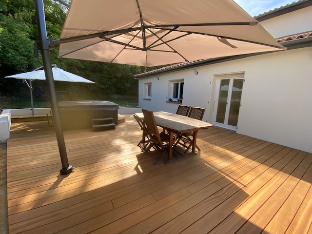 LAMES TERRASSE BOIS EXOTIQUE TATAJUBA QUALIT PRIX DISCOUNT BOIDISCOUNT QUALIT PRIX PAS CHER BOIS EXOTIQUE Sch KD PLAGE PISCINE TOUR DE PISCINE PLANCHER extrieur 