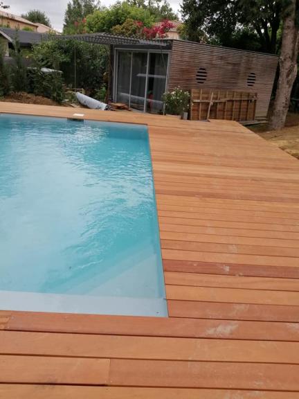 LAMES TERRASSE BOIS EXOTIQUE TATAJUBA QUALIT PRIX DISCOUNT BOIDISCOUNT QUALIT PRIX PAS CHER BOIS EXOTIQUE Sch KD PLAGE PISCINE TOUR DE PISCINE PLANCHER extrieur 